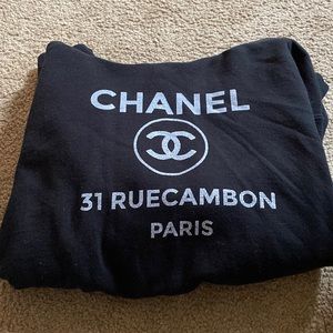 Oversized Chanel printed sweatshirt